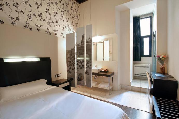 Imagen general del Hostal Alhambra Suites. Foto 19