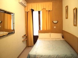 Imagen de la habitación del Hostal Aliste. Foto 2