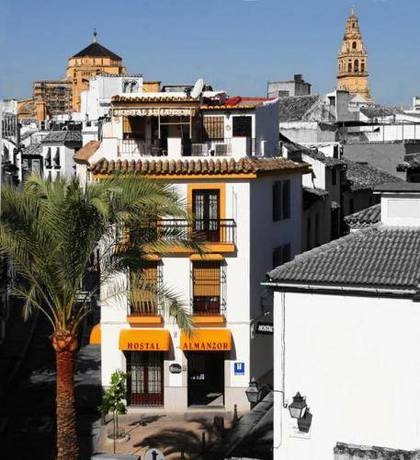 Imagen de la habitación del Hostal Almanzor, Córdoba. Foto 4