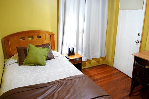 Imagen de la habitación del Hostal Almenas. Foto 6