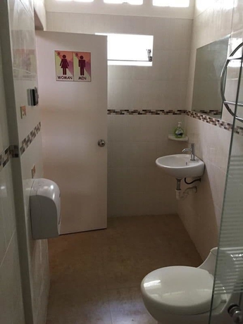 Imagen de la habitación del Hostal Alpes Lima. Foto 14