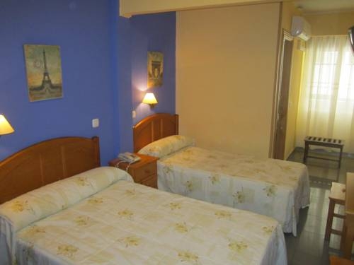 Imagen general del Hostal Al-qazeres. Foto 9