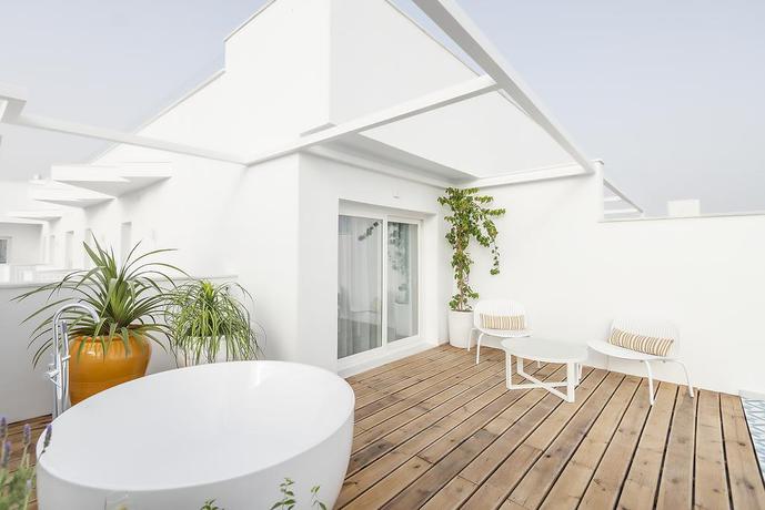 Imagen de los exteriores del Hostal Alzocaire Boutique. Foto 7