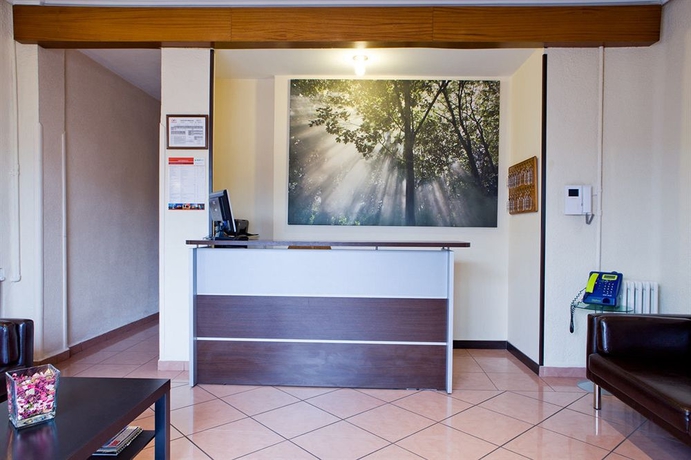 Imagen de los interiores del Hostal América, Centro de Madrid. Foto 15