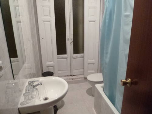 Imagen general del Hostal Americano, Puerta del Sol. Foto 7