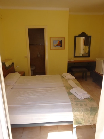 Imagen de la habitación del Hostal Amistad. Foto 7