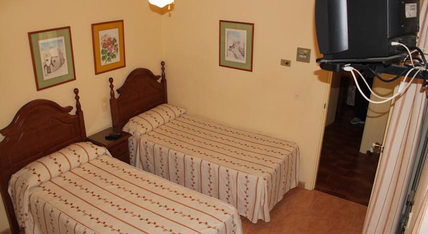 Imagen general del Hostal Andalucia, Almuñecar. Foto 1