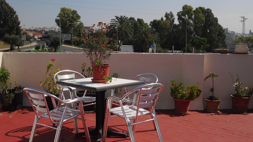 Imagen de la habitación del Hostal Andalucia, Arcos de la Frontera. Foto 11