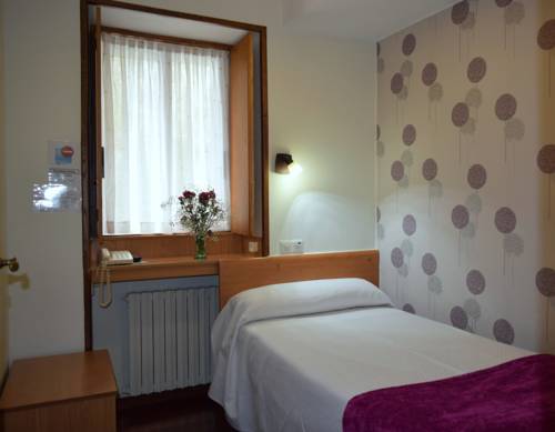 Imagen de la habitación del Hostal Anosa Casa. Foto 7