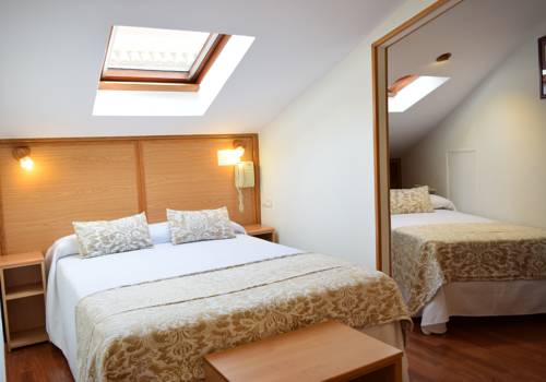 Imagen de la habitación del Hostal Anosa Casa. Foto 9