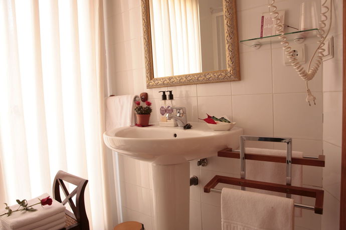 Imagen de la habitación del Hostal Antigua Morellana. Foto 6