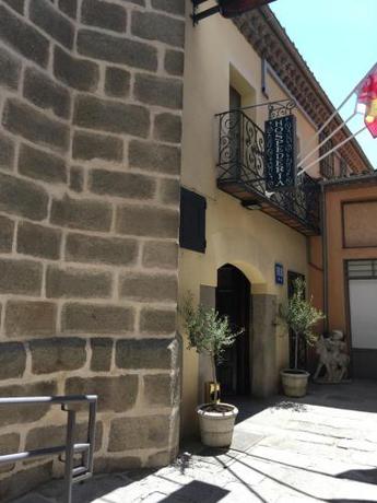 Imagen de los exteriores del Hostal Antika Snoga. Foto 7