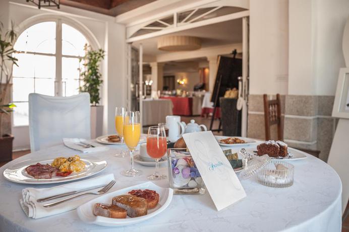 Imagen del bar/restaurante del Hostal Antolín. Foto 2