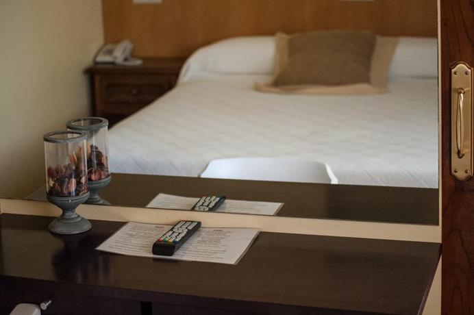 Imagen de la habitación del Hostal Antolín. Foto 4