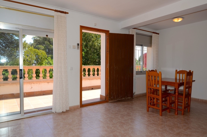 Imagen de la habitación del Hostal Apartamentos La Gola. Foto 3