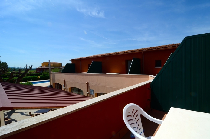 Imagen de la habitación del Hostal Apartamentos La Gola. Foto 10