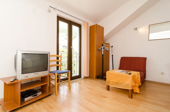 Imagen de la habitación del Hostal Apartmani Princ Hrvoje. Foto 12