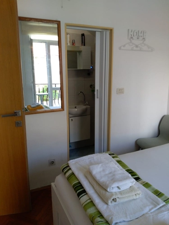 Imagen de la habitación del Hostal Apartmani Princ Hrvoje. Foto 16