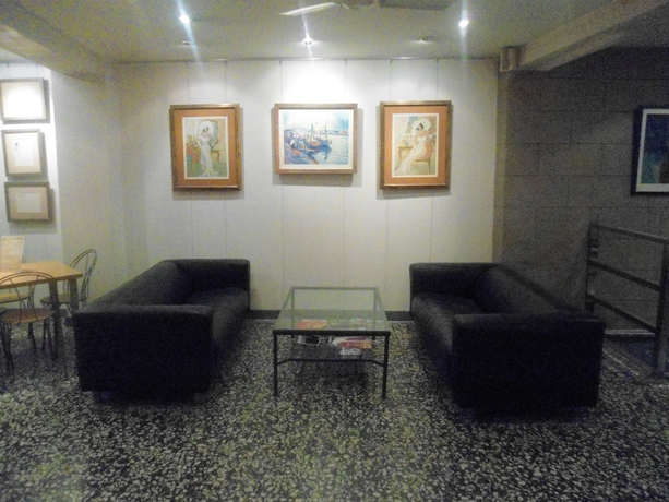 Imagen de los interiores del Hostal Apuntadores 8. Foto 15