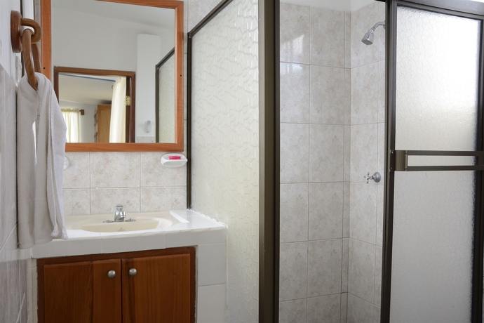 Imagen de la habitación del Hostal Aquamarine Galapagos. Foto 15