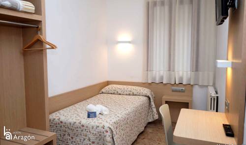Imagen de la habitación del Hostal Aragón, Teruel. Foto 3