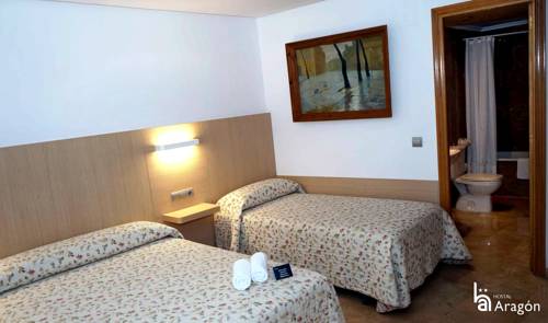 Imagen de la habitación del Hostal Aragón, Teruel. Foto 5
