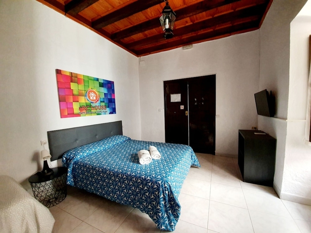 Imagen de la habitación del Hostal Arc House Cordoba. Foto 6