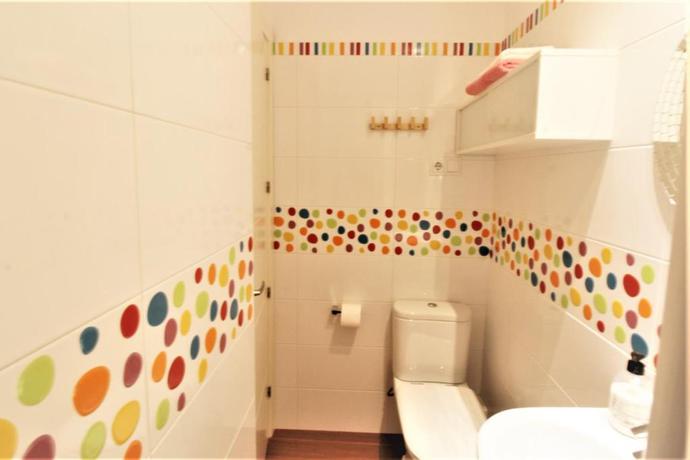 Imagen general del Hostal Arco Iris, Barrio de Salamanca. Foto 3