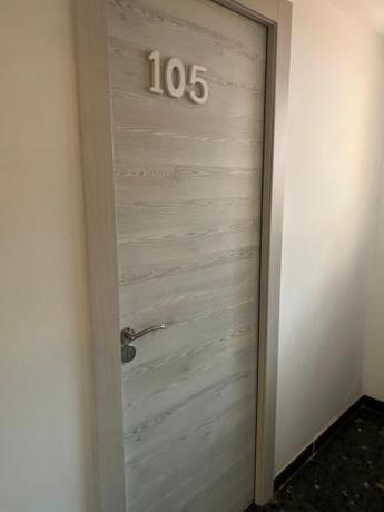 Imagen general del Hostal Arenal, Zaragoza. Foto 15