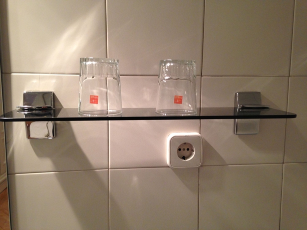 Imagen de la habitación del Hostal Aresol. Foto 4