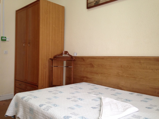Imagen de la habitación del Hostal Aresol. Foto 7
