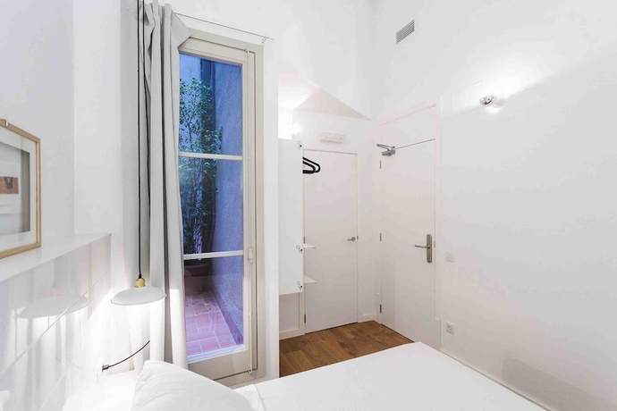 Imagen de la habitación del Hostal Argo, Eixample. Foto 10