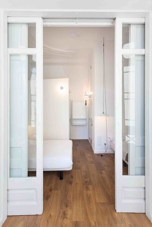 Imagen de la habitación del Hostal Argo, Eixample. Foto 11