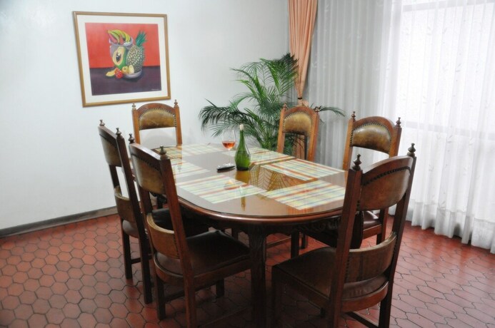 Imagen del bar/restaurante del Hostal Arias Bogot&aacute;. Foto 16