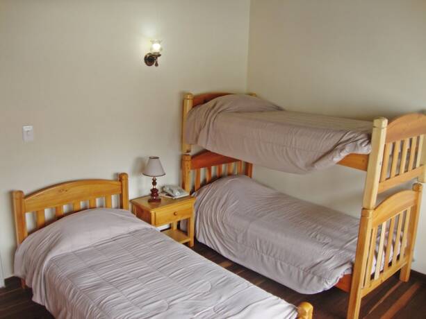 Imagen de la habitación del Hostal Arias Bogot&aacute;. Foto 20