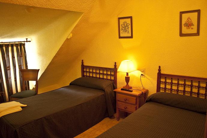 Imagen de la habitación del Hostal Aribel Longinos. Foto 3