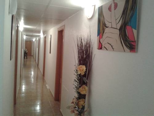 Imagen general del Hostal Arneva. Foto 4