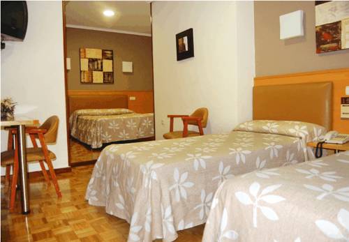 Imagen de la habitación del Hostal Arotza. Foto 2