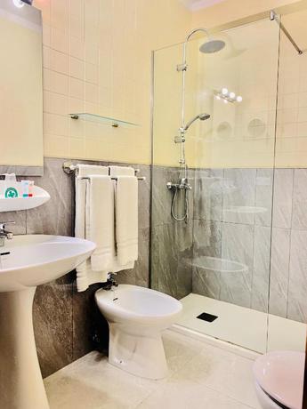 Imagen de la habitación del Hostal Arriadh, C&oacute;rdoba. Foto 5