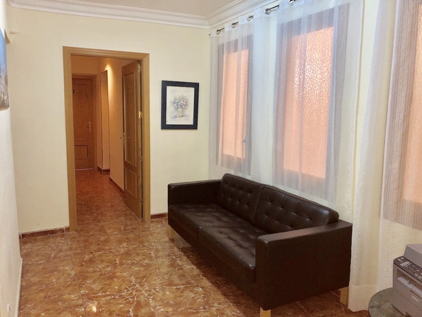 Imagen de los interiores del Hostal Arriaza. Foto 18