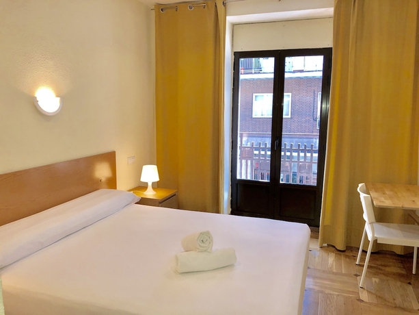 Imagen de la habitación del Hostal Arriaza. Foto 3