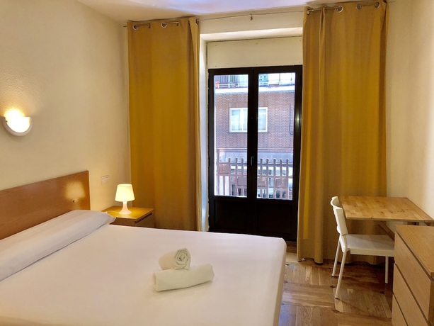 Imagen de la habitación del Hostal Arriaza. Foto 6