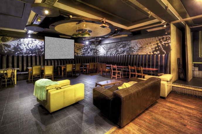 Imagen de los interiores del Hostal Arsenal Tavern Backpackers. Foto 12