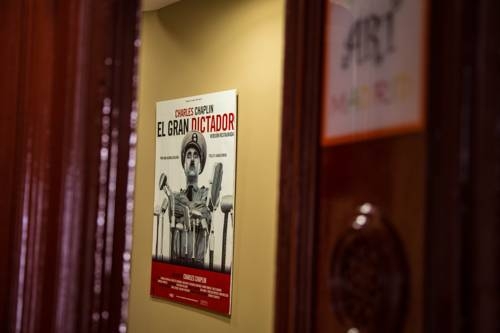 Imagen de los interiores del Hostal Art Madrid. Foto 8