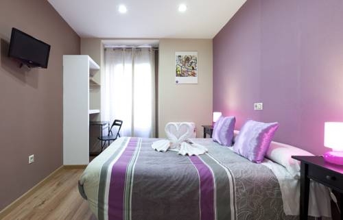Imagen de la habitación del Hostal Art Madrid. Foto 3