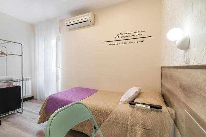 Imagen de la habitación del Hostal Art Madrid. Foto 7