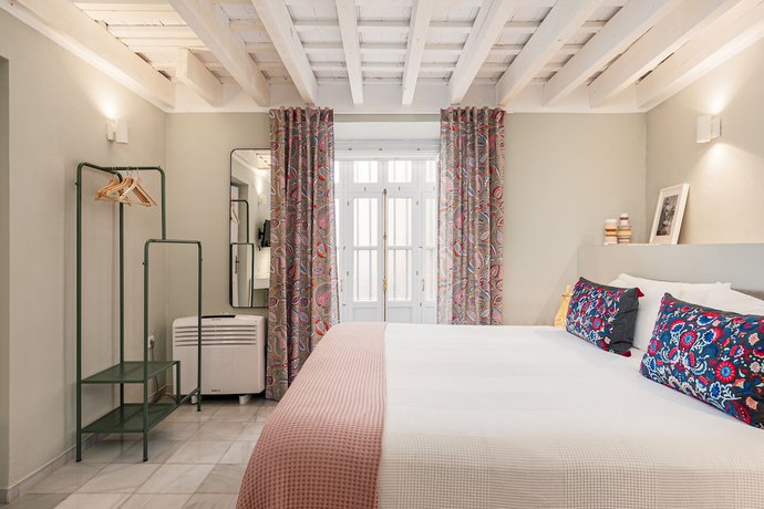 Imagen de la habitación del Hostal Art Suites by Casa de Indias. Foto 3