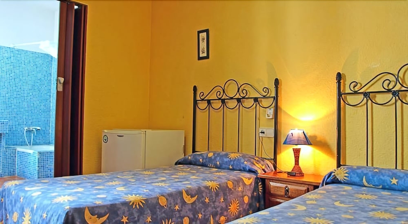 Imagen de la habitación del Hostal Arteaga and Baños Árabes Elvira. Foto 8