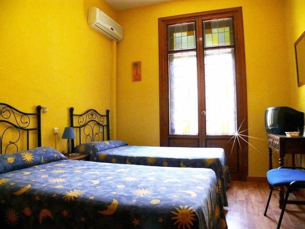 Imagen de la habitación del Hostal Arteaga and Baños Árabes Elvira. Foto 10