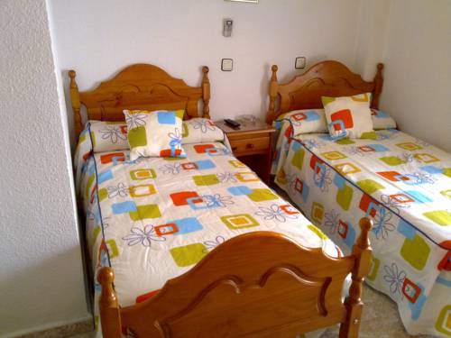 Imagen de la habitación del Hostal Asensio Nijar. Foto 16